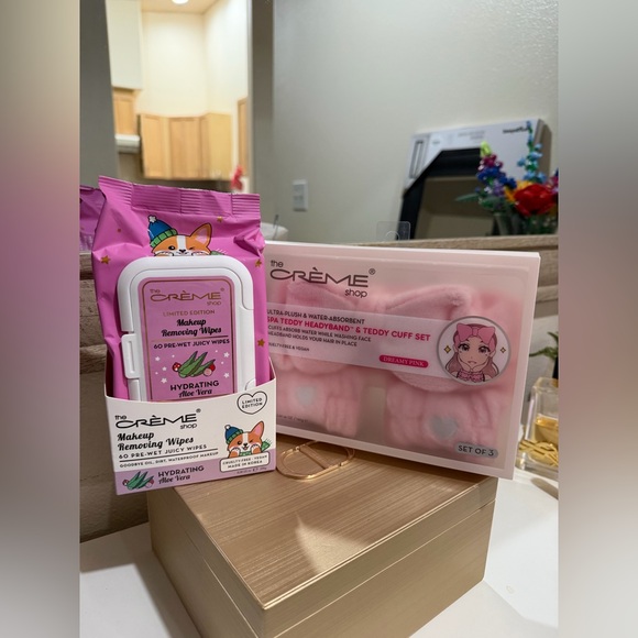 The Creme Shop Accessories - The Crème Shop Pink Makeup Removing Wipes & Teddy Cuff Set BUNDLE!
